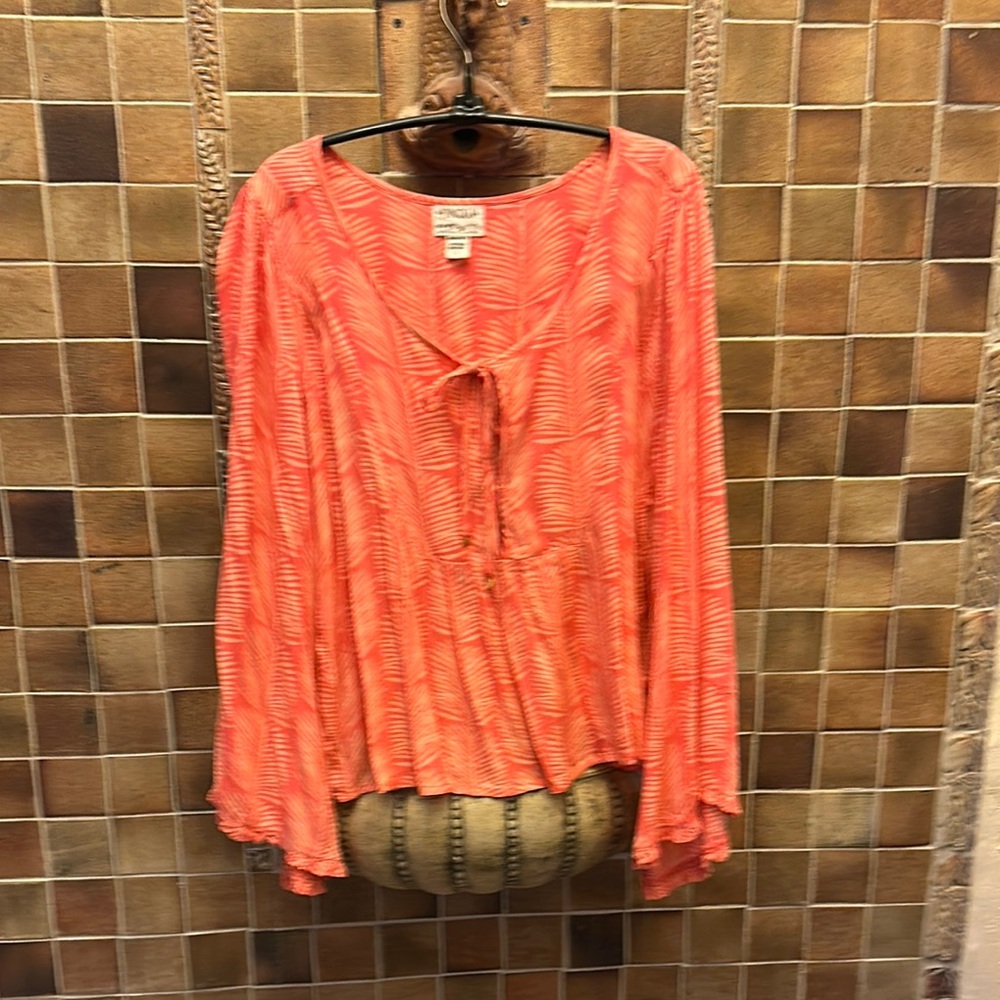 Honolua Surf Co. Orange/pink flared long sleeve and bottom blouse L 26" across